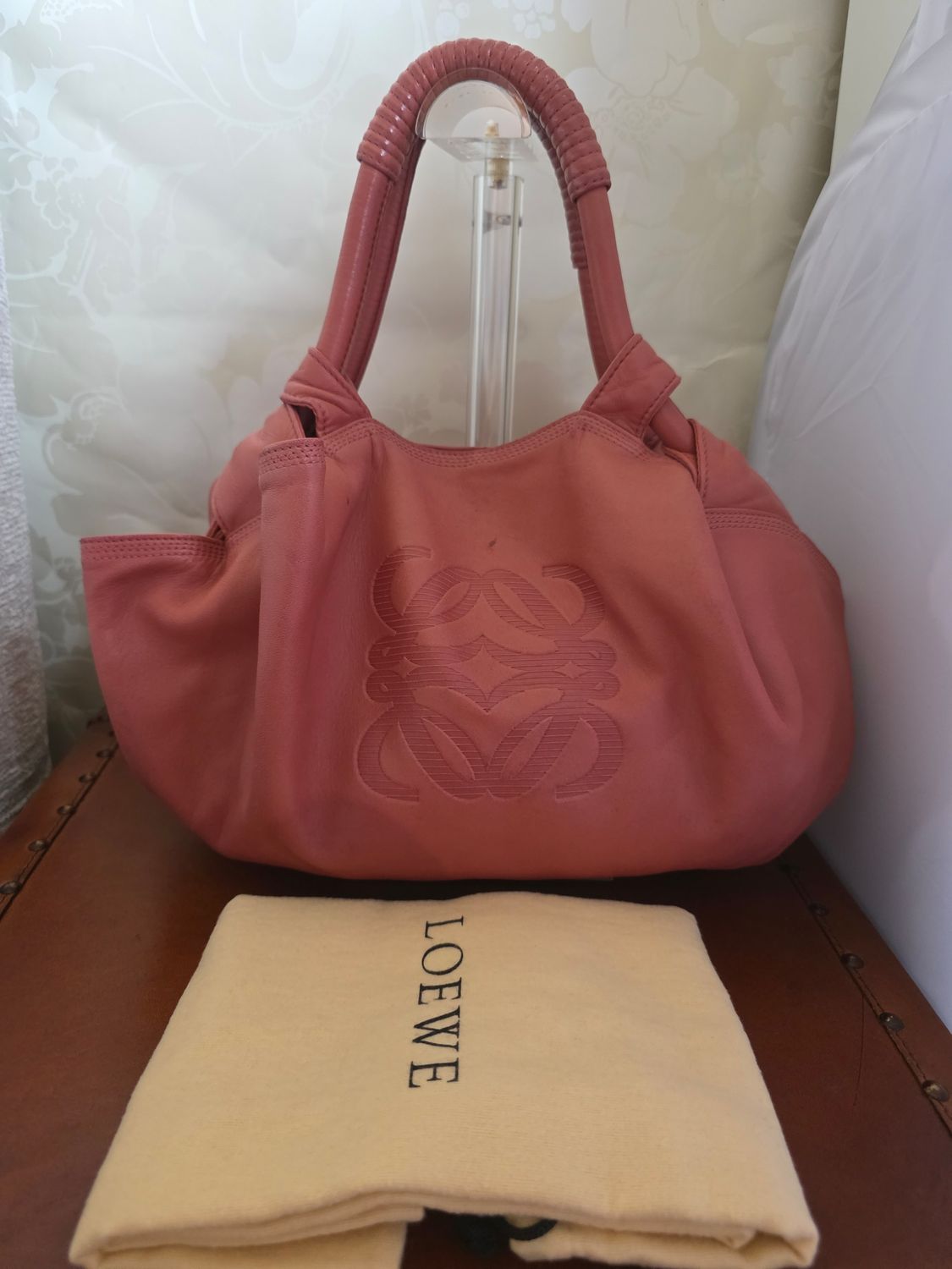 Loewe Pink aire Handbag