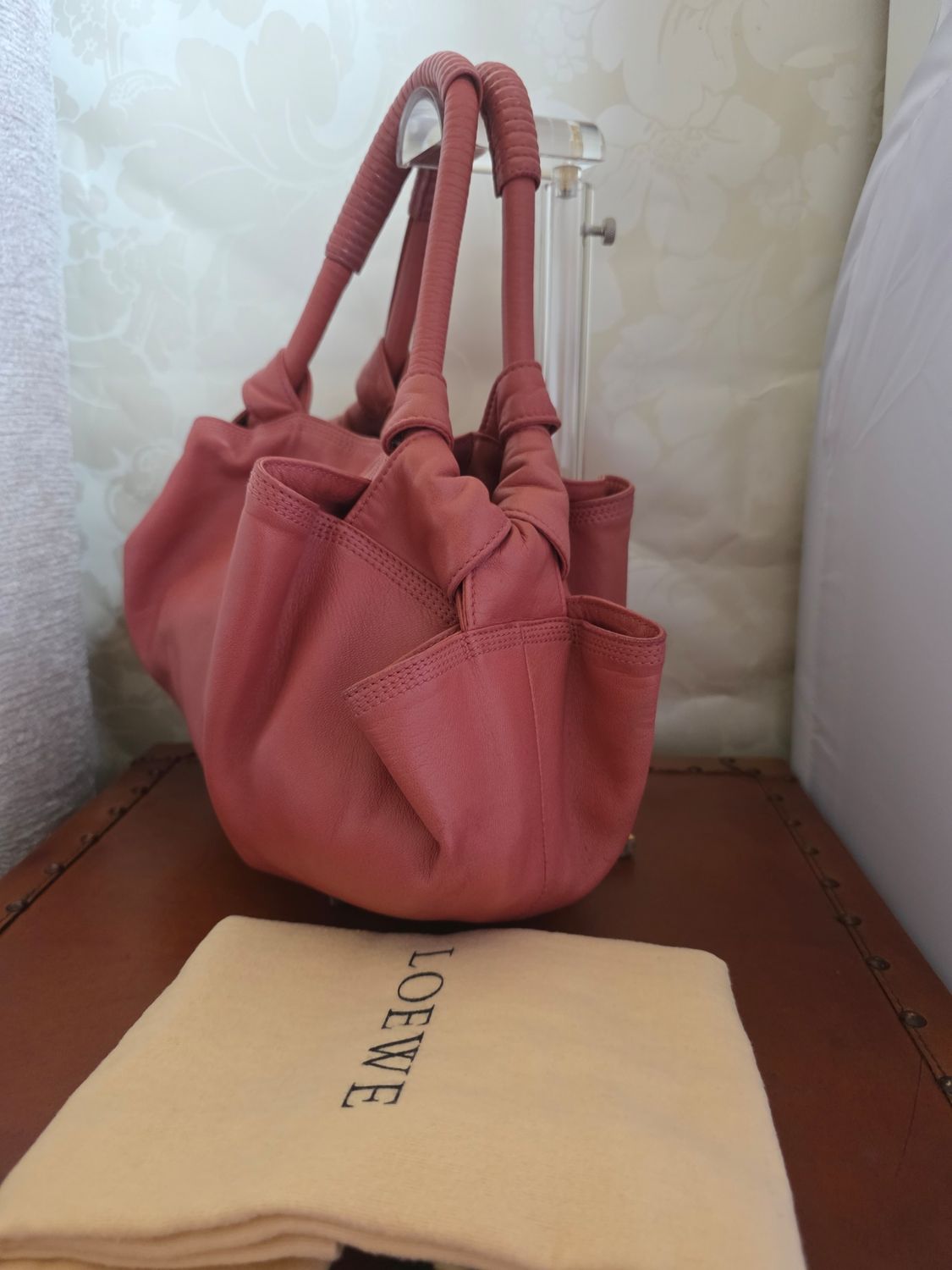 Loewe Pink aire Handbag