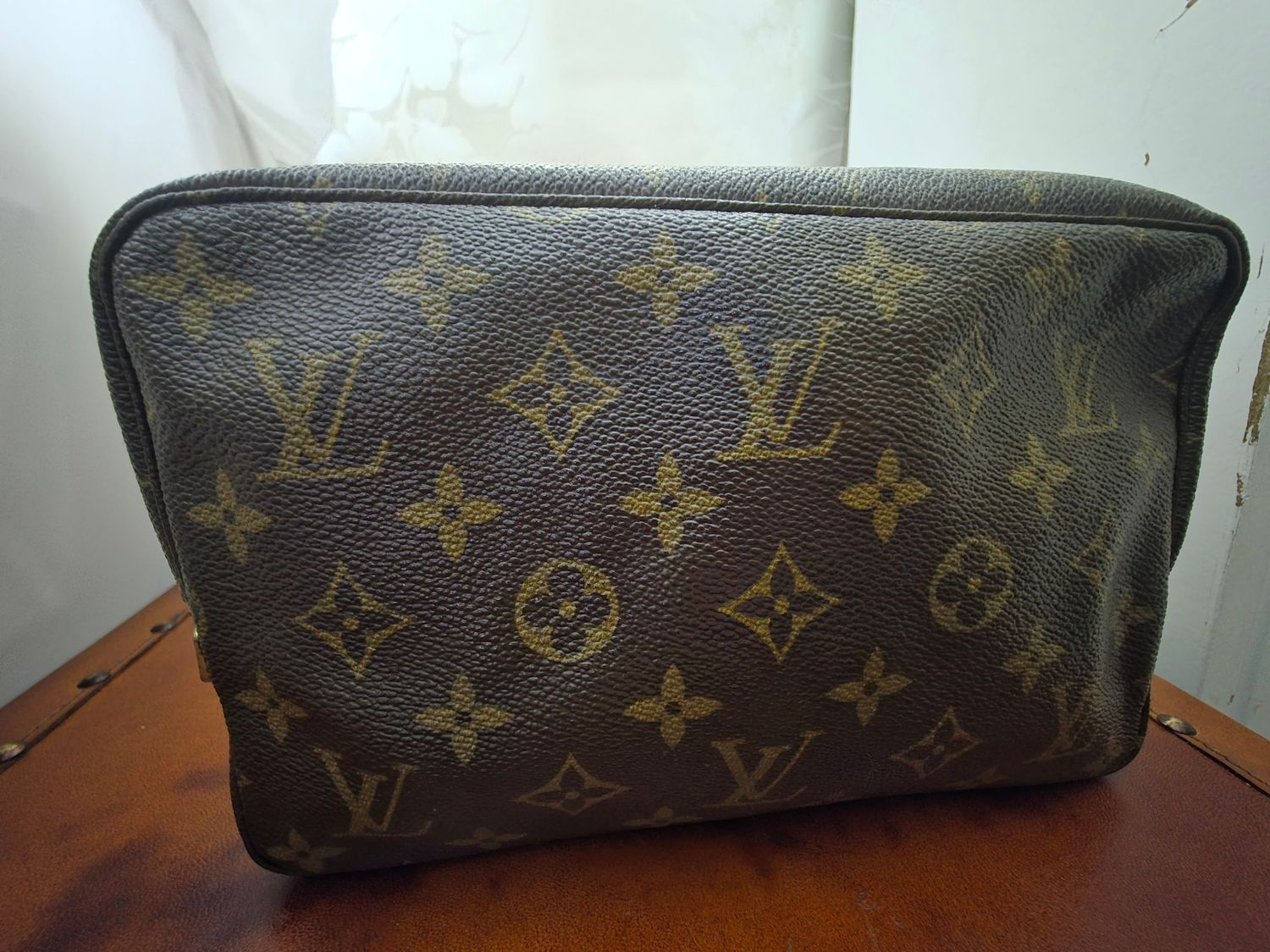 Louis Vuitton Monogram Trousse Toilette 23