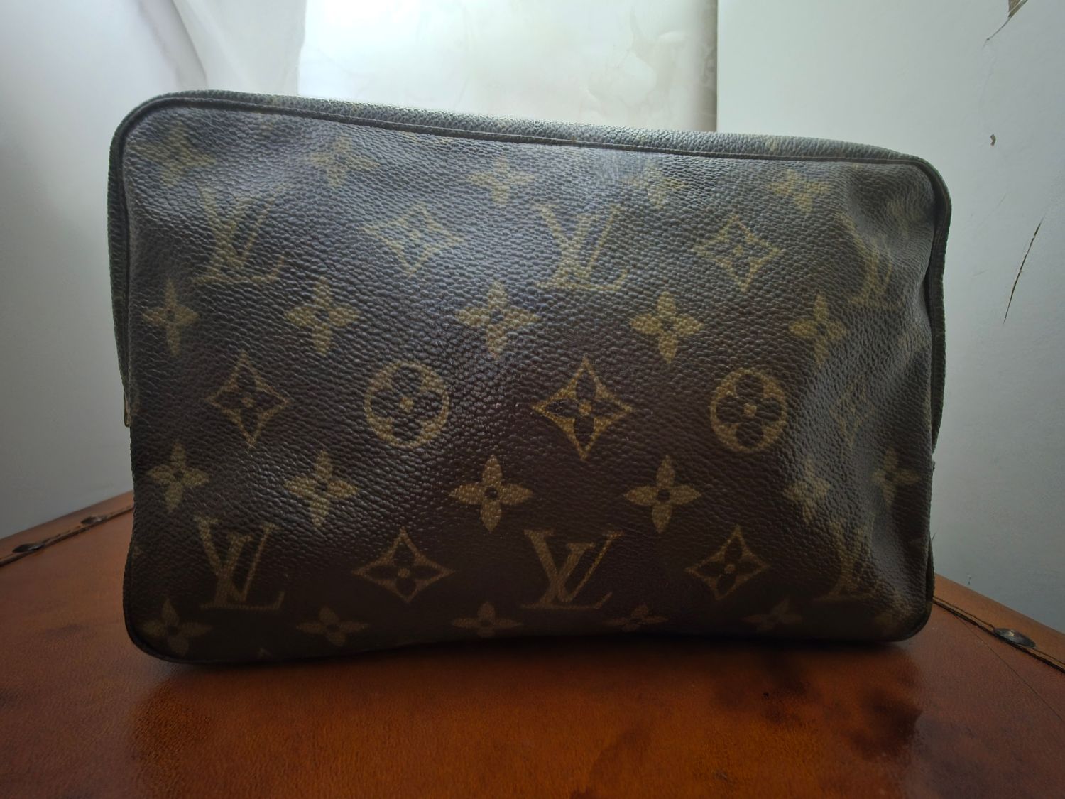 Louis Vuitton Monogram Trousse Toilette 23