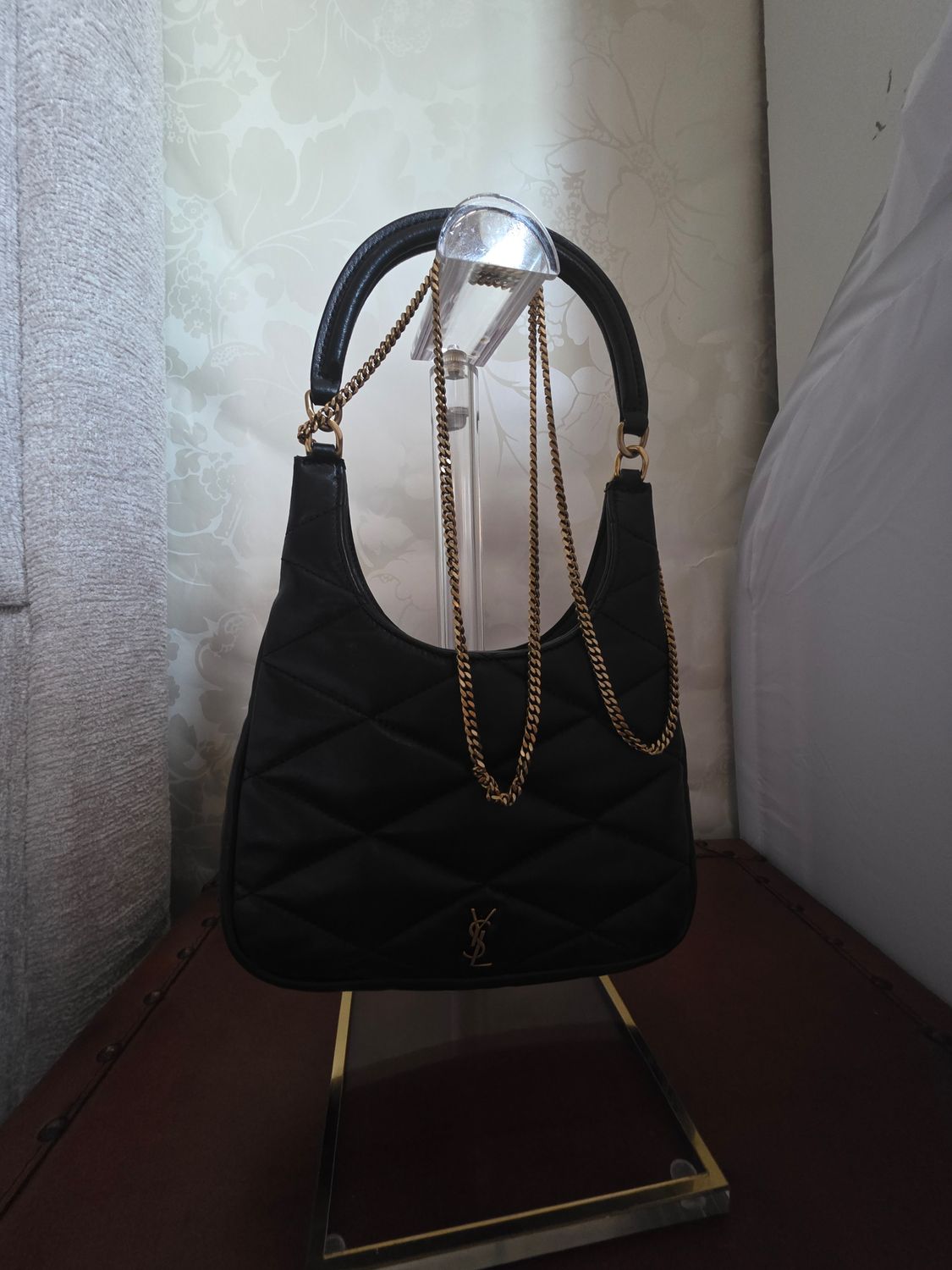 Yves Saint Laurent Black leather Hobo Sade bag