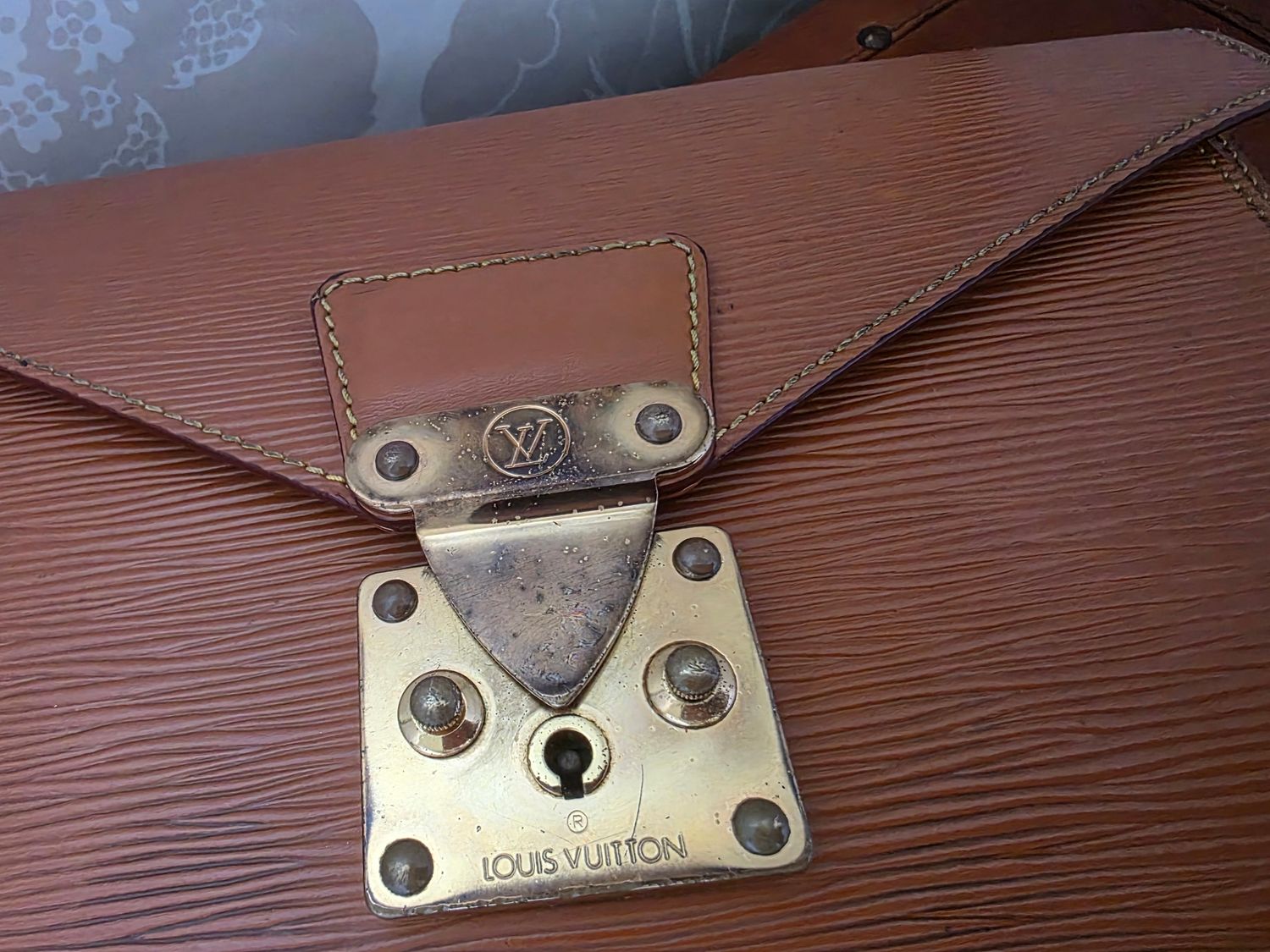 Louis Vuitton Cognac brown Serie Dragonne Epi leather Clutch bag 