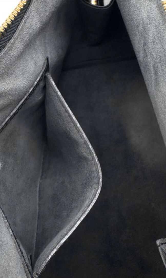 Louis vuitton Alma MM black epi leather