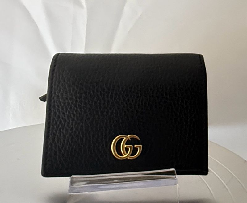 Gucci Black Leather Bi-Fold Wallet