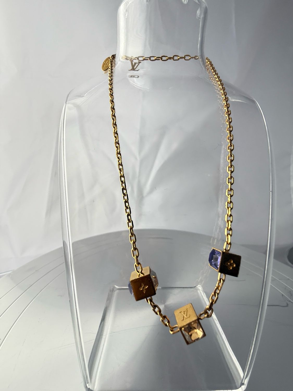 Louis Vuitton Collier Gamble Necklace gold Played