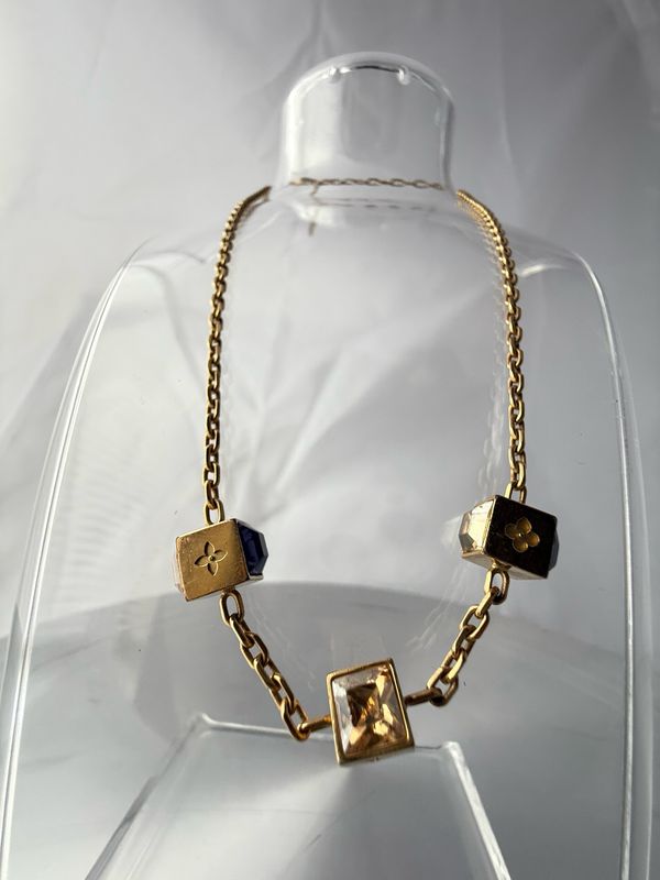Louis Vuitton Collier Gamble Necklace gold Played