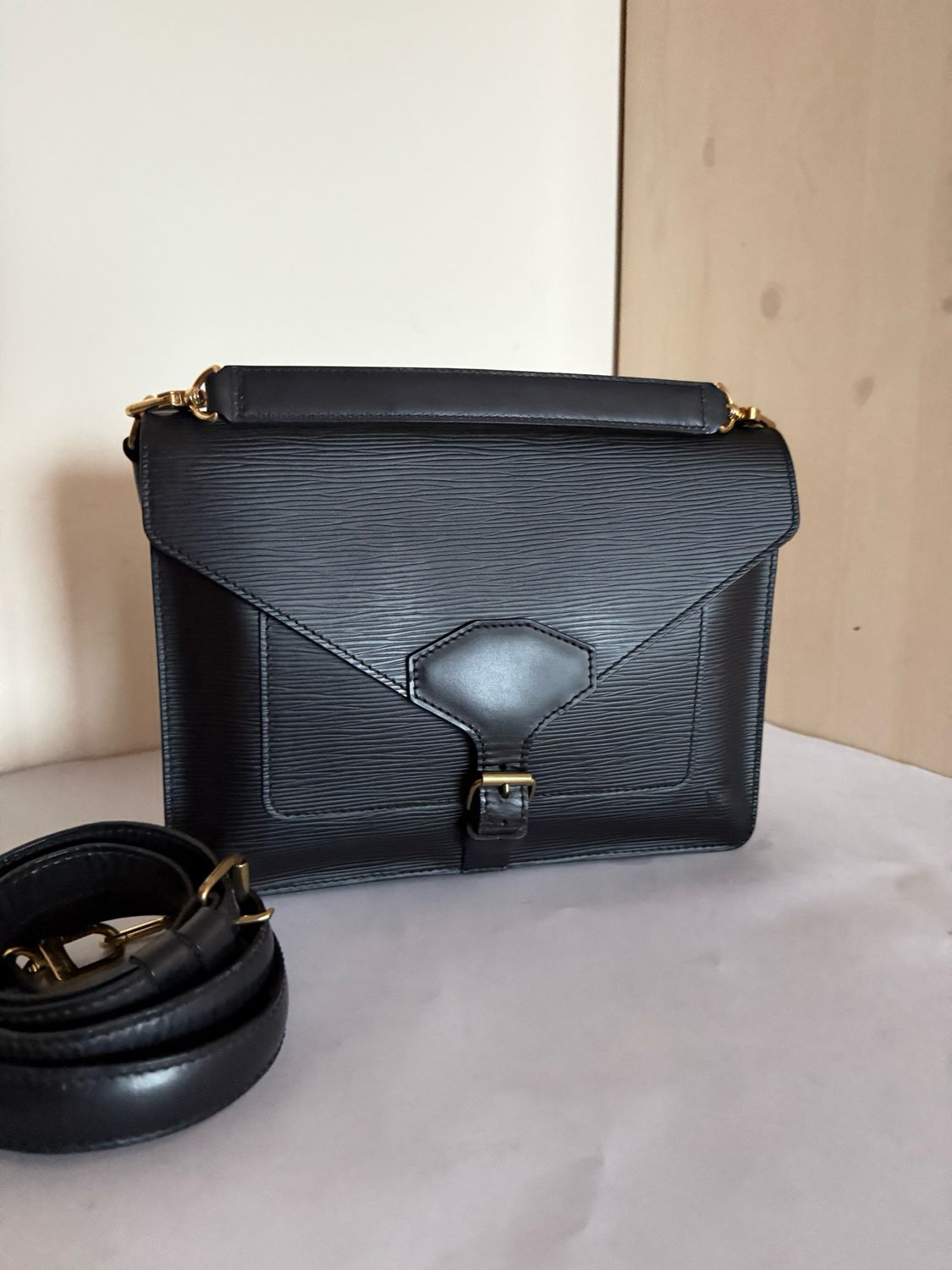 Louis Vuitton Monceau Two Way crossbody bag Black epi leather