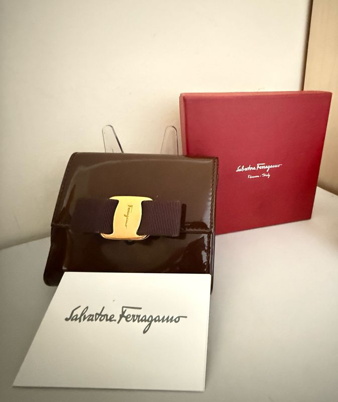 Salvatore Ferragamo Bars Bow Wallet Patent Leather Burgundy