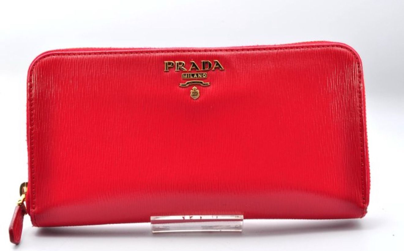 Prada leather Zip Round Red Wallet