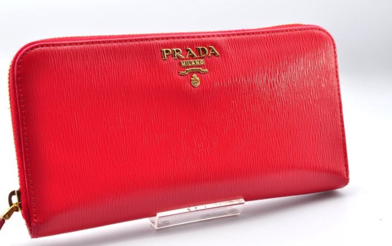 Prada leather Zip Round Red Wallet