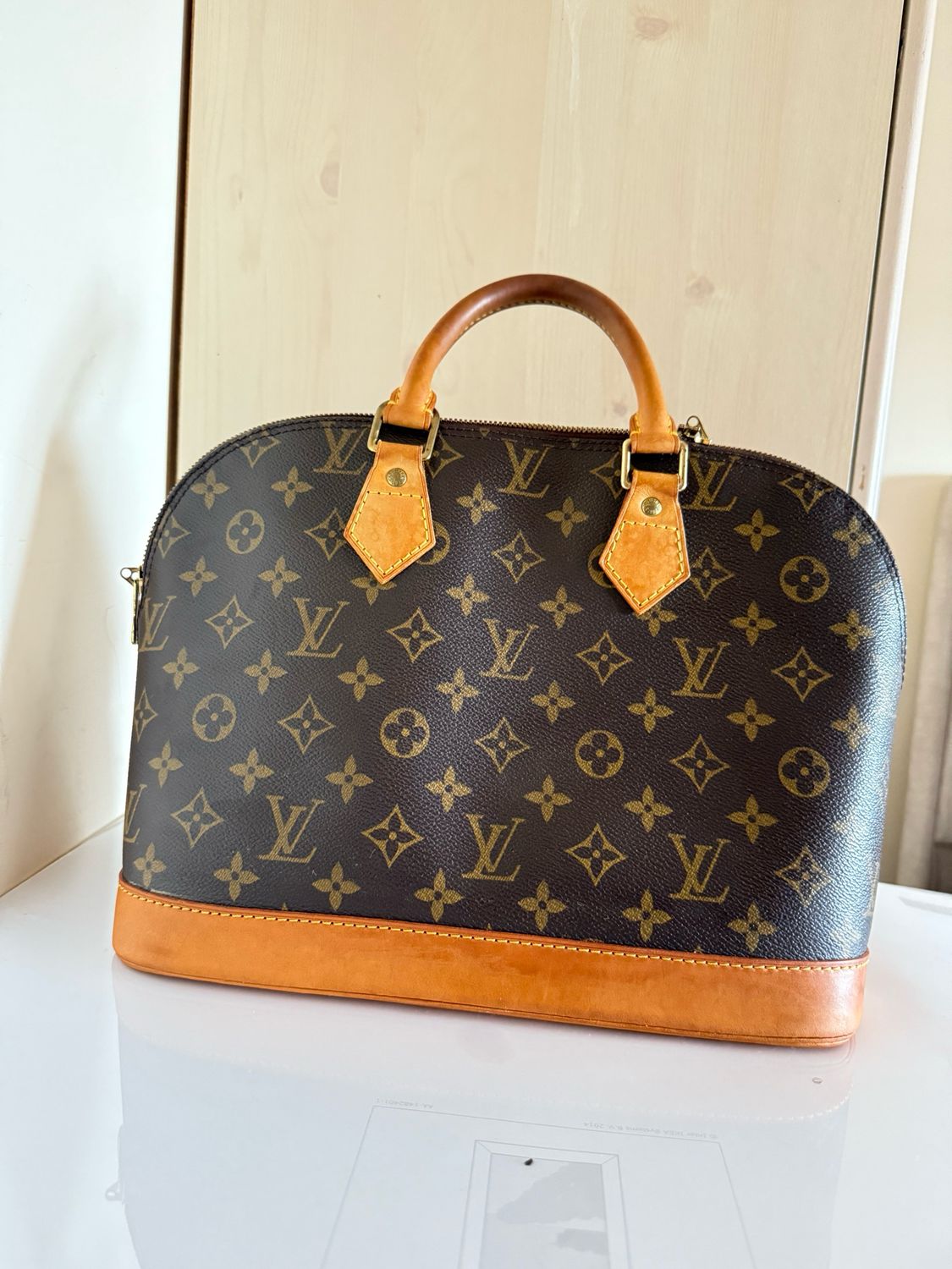 Louis Vuitton Alma Monogram