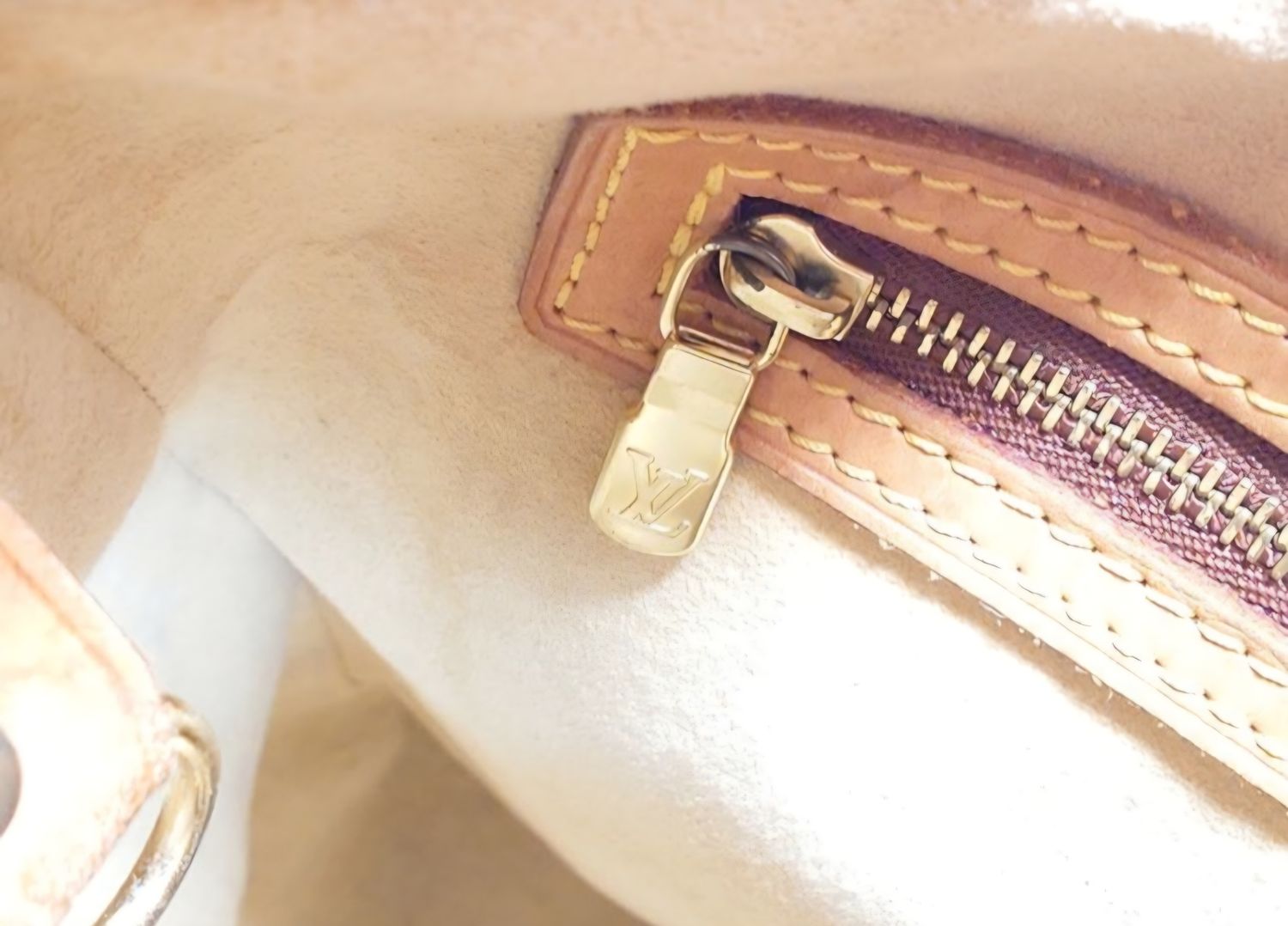 Louis Vuitton Looping bag monogram GM