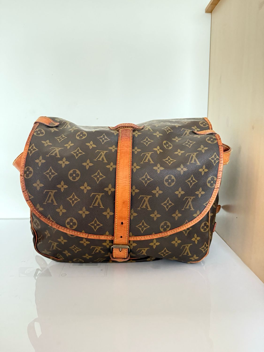 Louis Vuitton monogram Samiur 32 crossbody bag