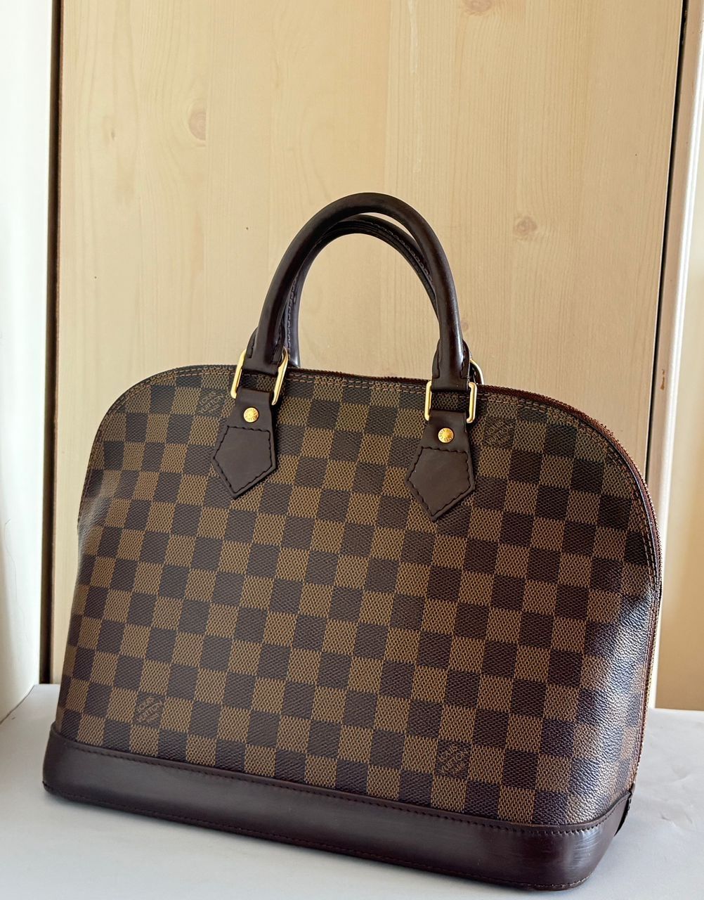 Louis Vuitton Alma Damier Ebene 