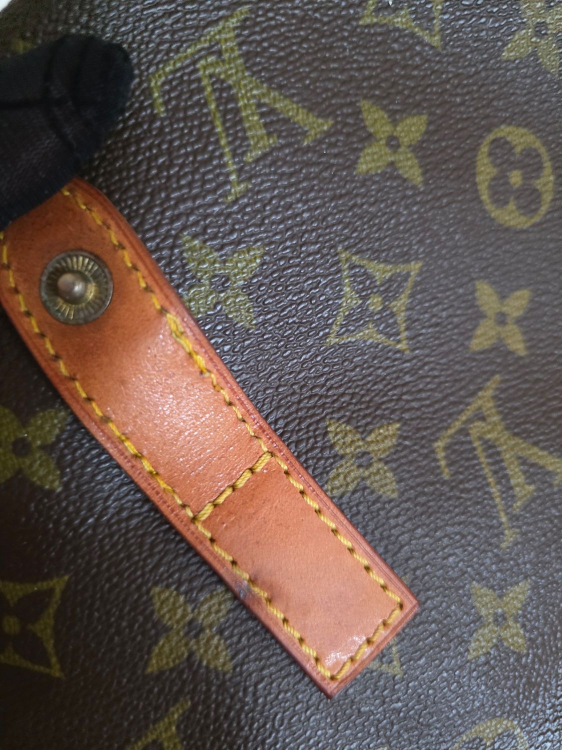 Louis vuitton pochette pilante 23cm