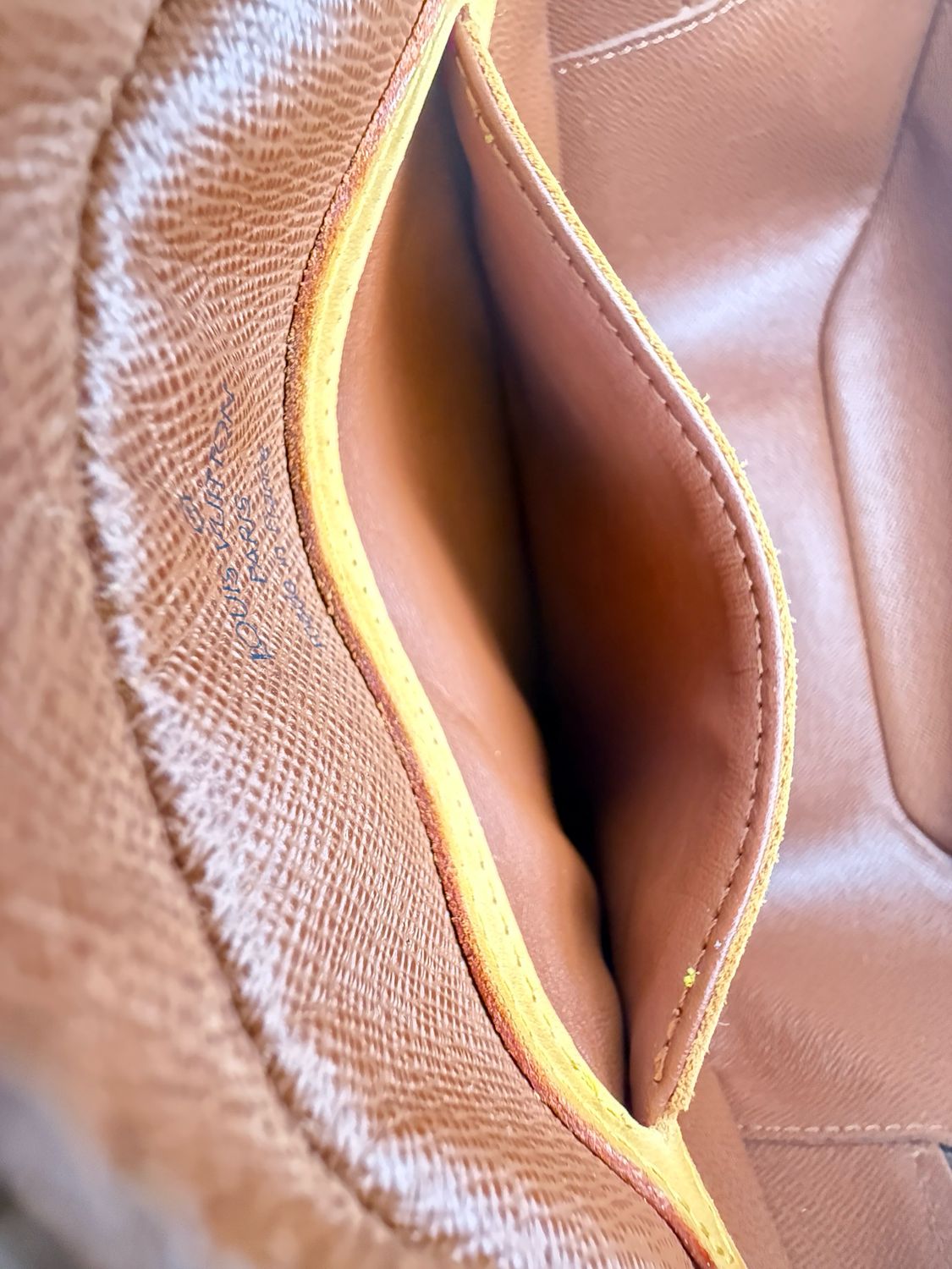 Louis Vuitton Blois crossbody bag monogram 