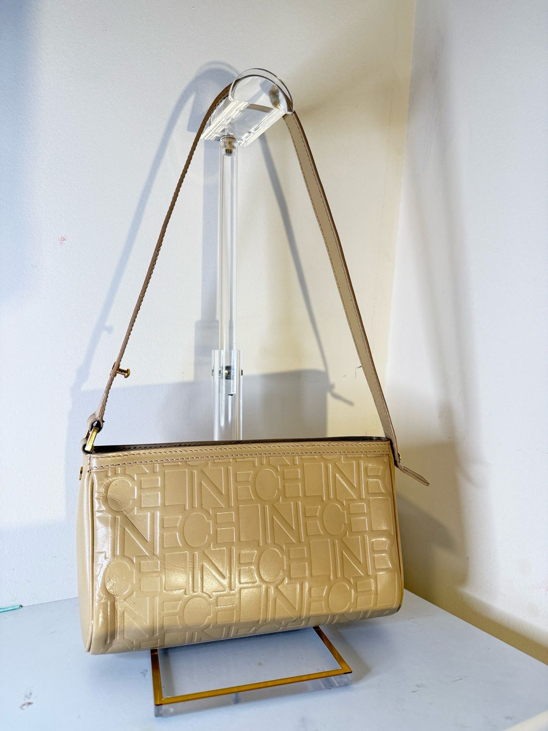 Cellne Vintage Embossed Shoulder Bag