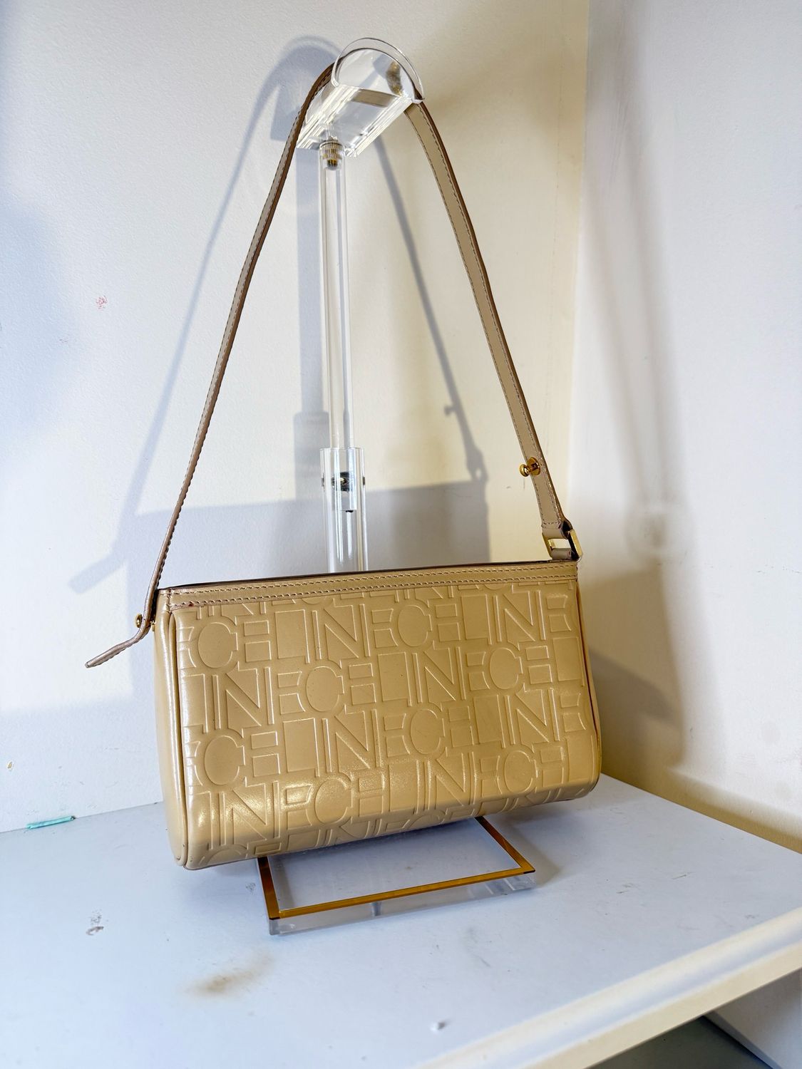 Cellne Vintage Embossed Shoulder Bag