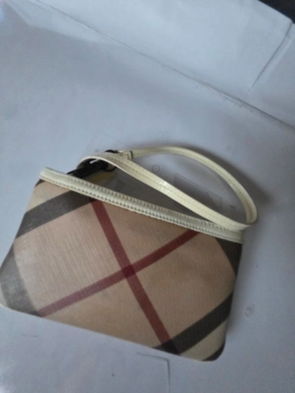 Burberry Nova Check wrist purse
