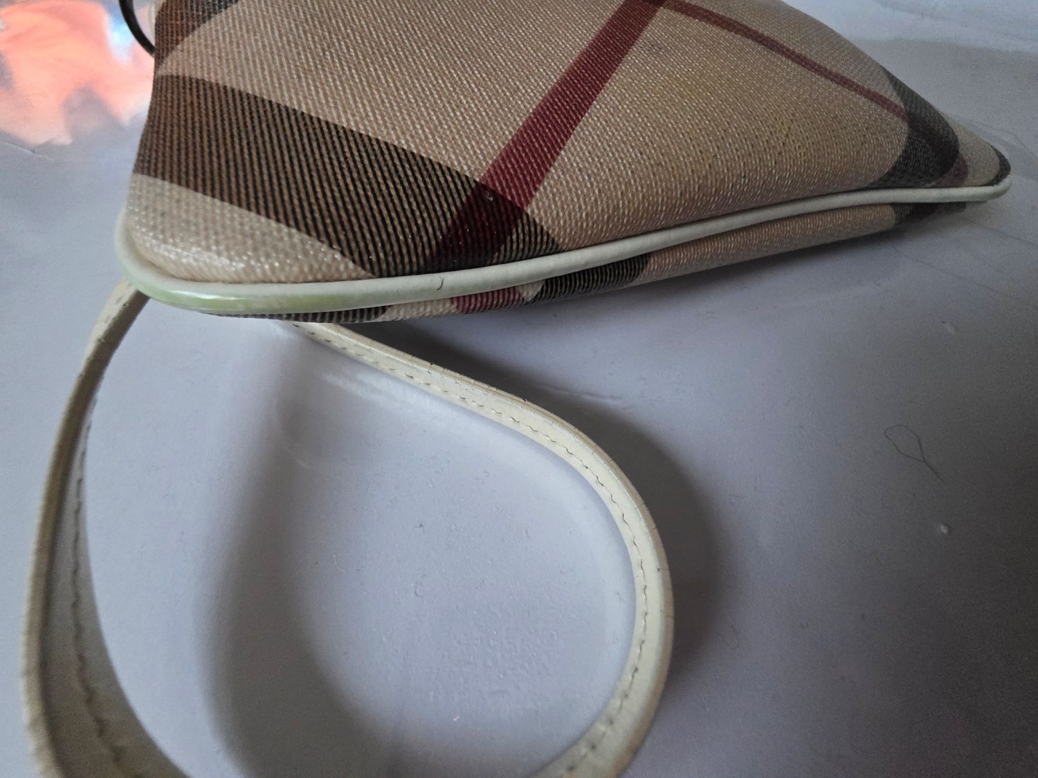 Burberry Nova Check wrist purse