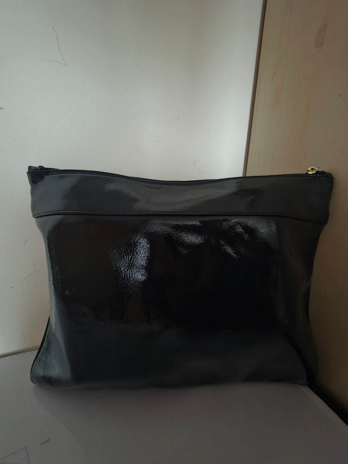 Yves Saint Laurent Black calf leather