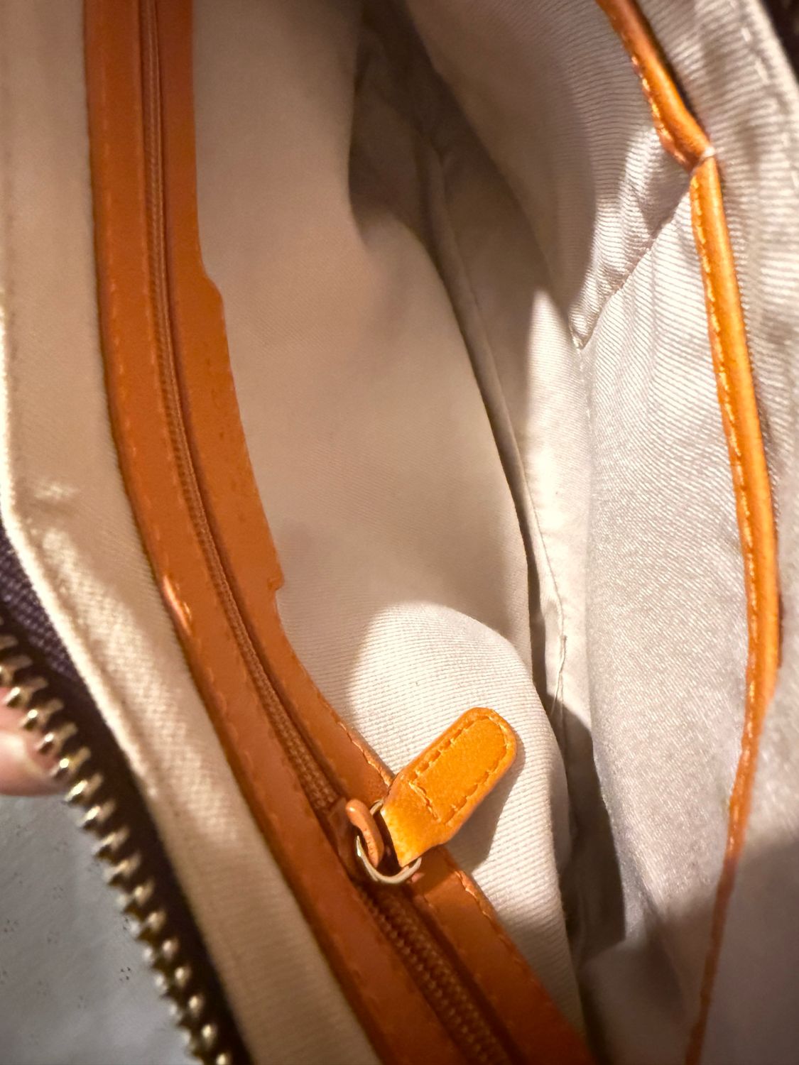 Bvlgari Slogan-debossed Shoulder Bag In Purple