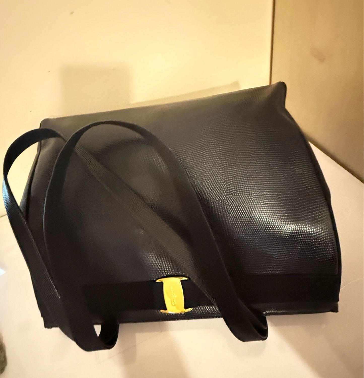 Salvatore Ferragamo Vala Shoulder / Tote Bag Leather Blue