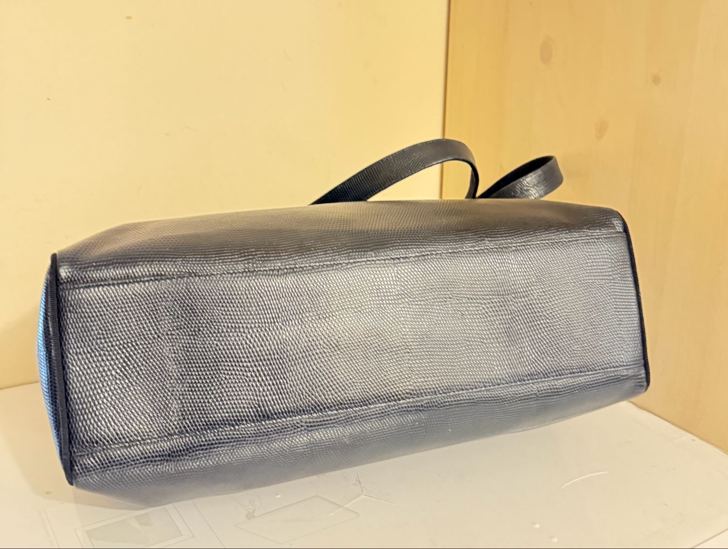 Salvatore Ferragamo Vala Shoulder / Tote Bag Leather Blue