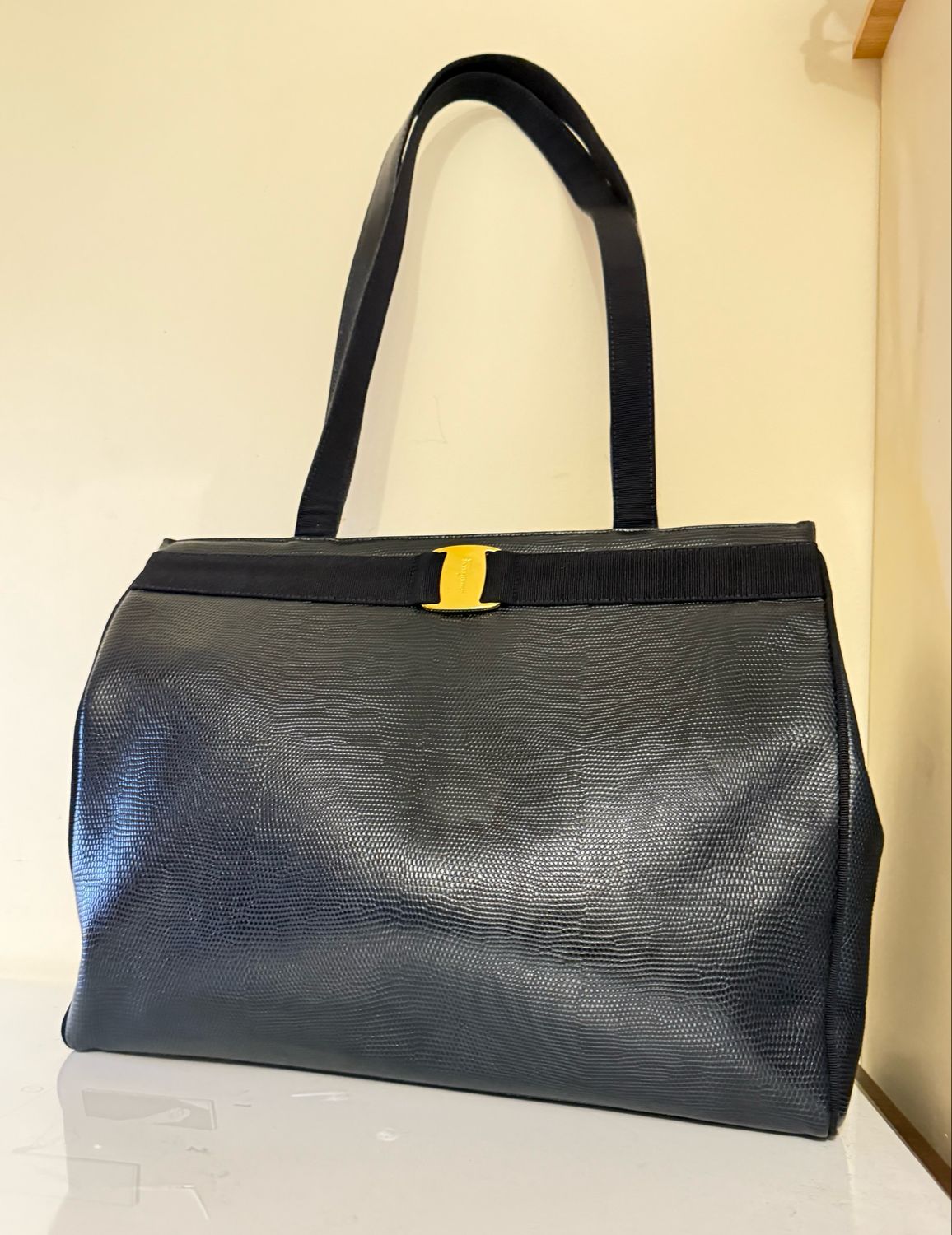 Salvatore Ferragamo Vala Shoulder / Tote Bag Leather Blue
