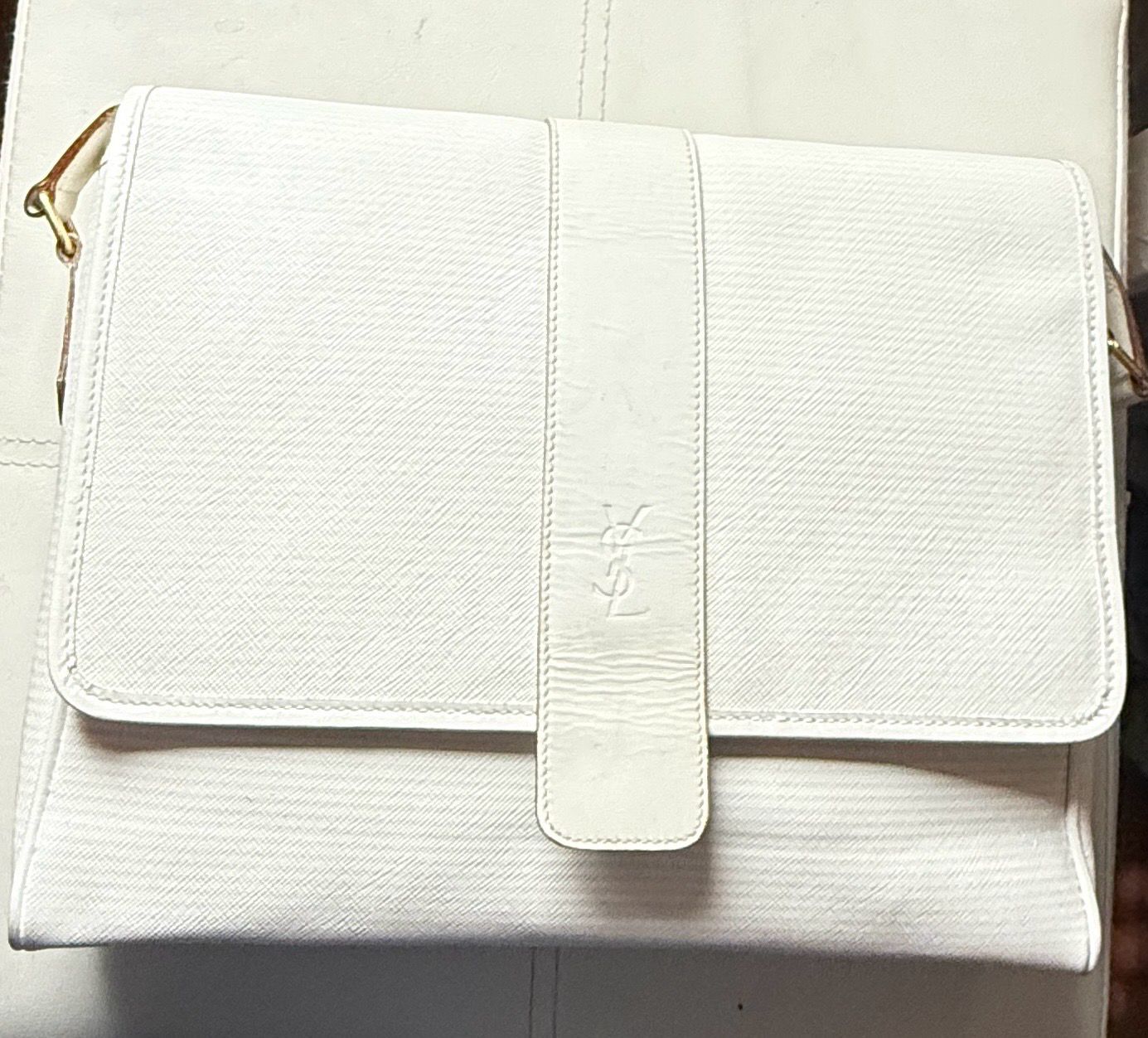 YSLmessenger leather Bag White