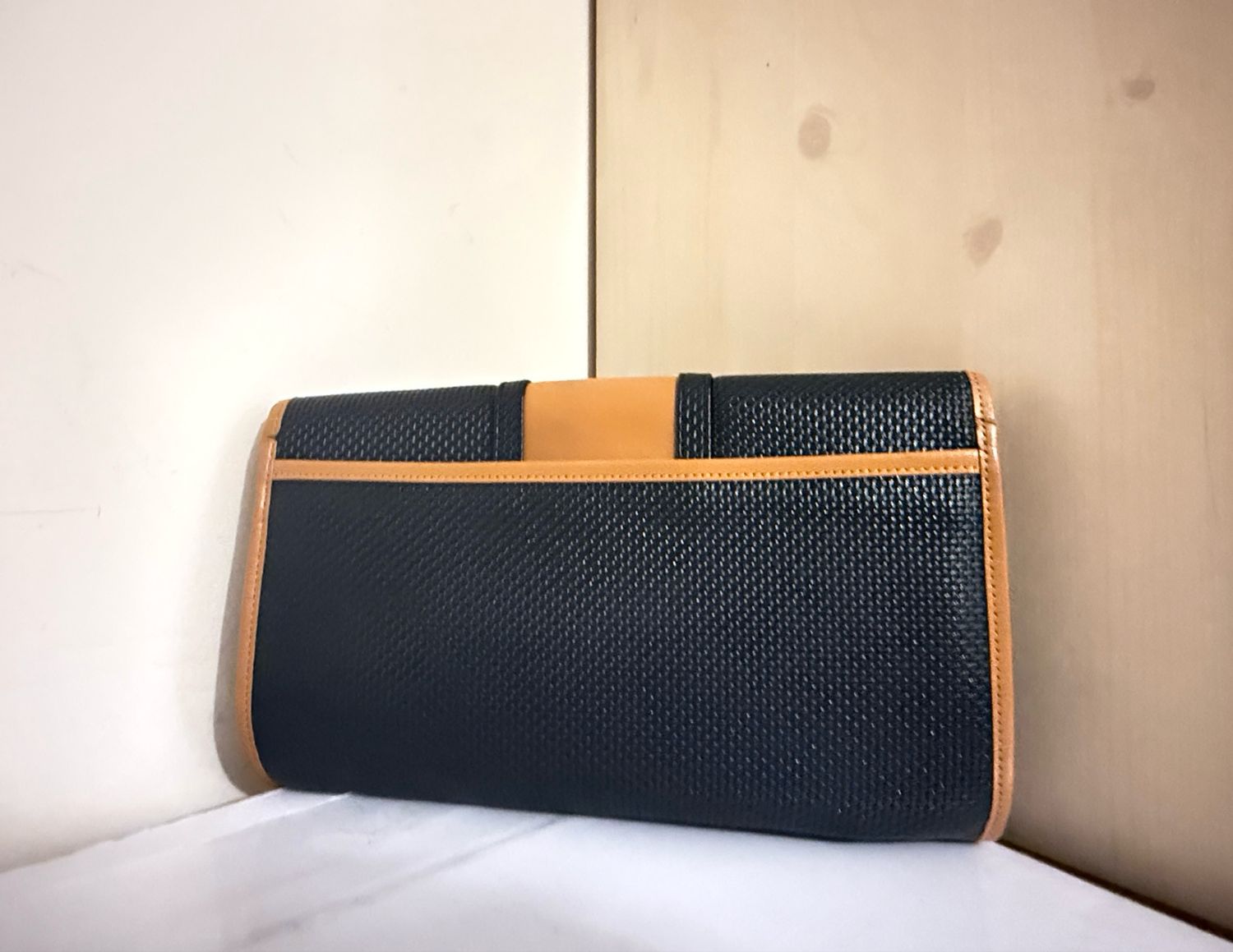 Yves Saint Laurent Clutch leather Bag Black /Camel