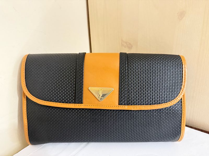 Yves Saint Laurent Clutch leather Bag Black /Camel