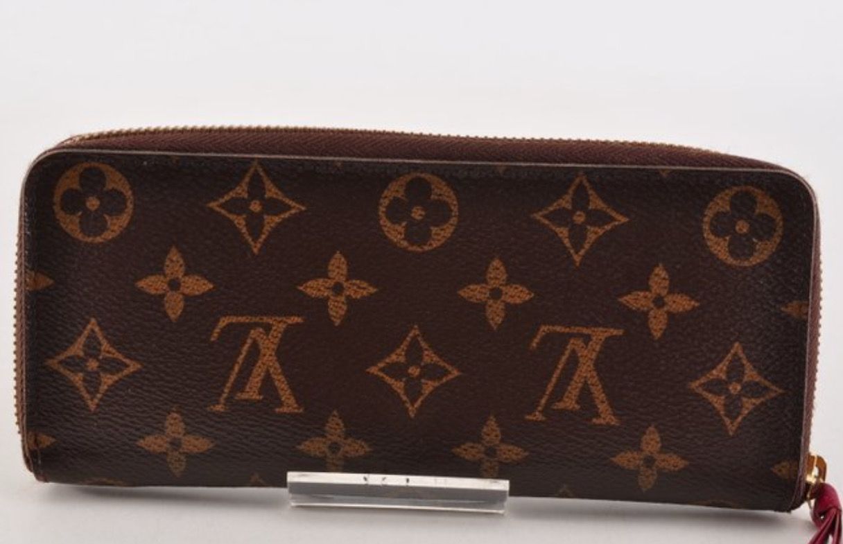 Louis Vuitton Clemence Monogram Zip Around Long Wallet Monogram fuschia interior 