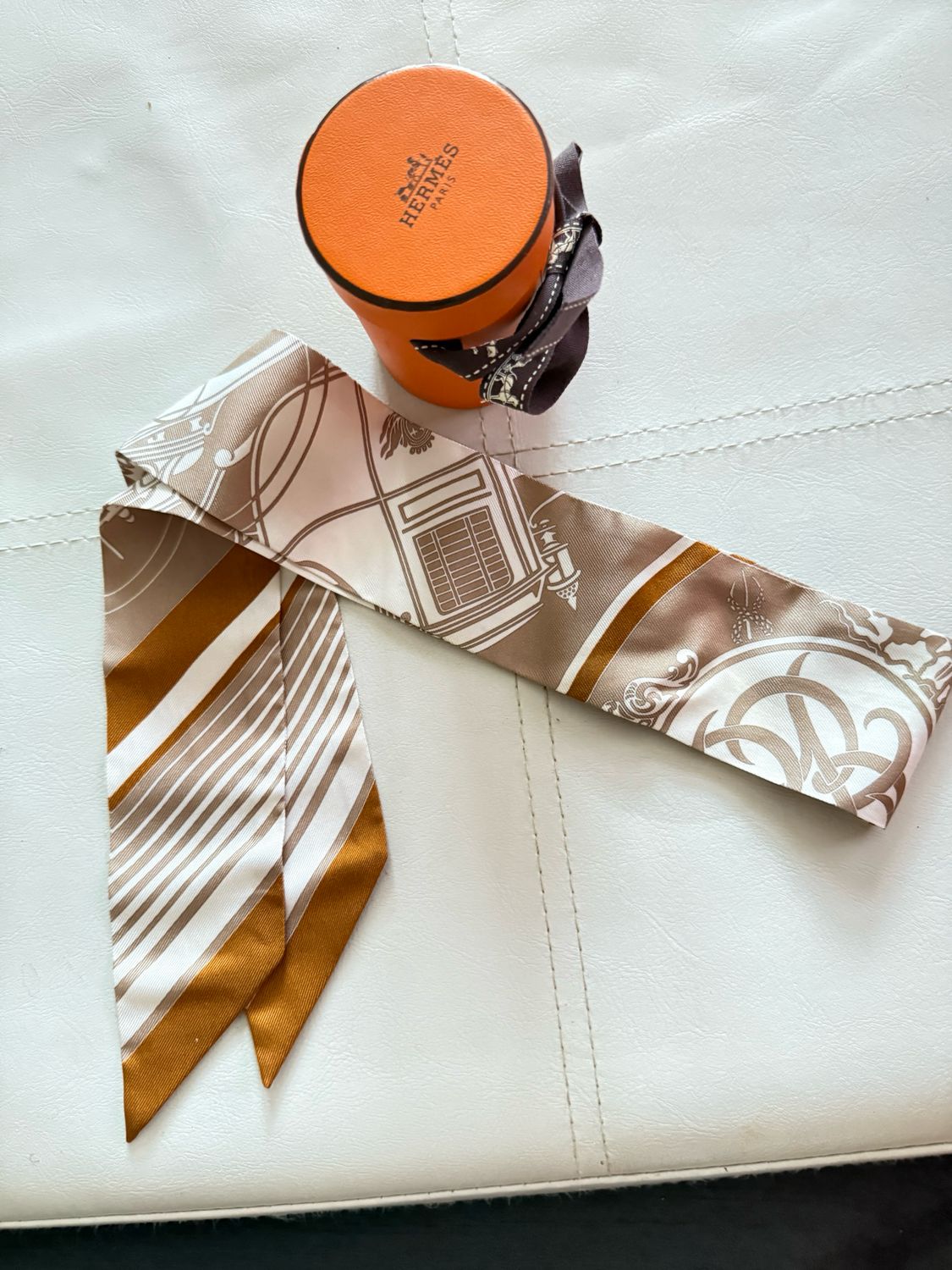 Hermes Silk Ex Libris Twilly