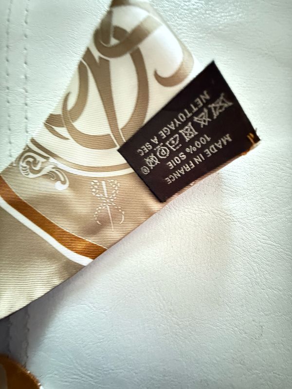 Hermes Silk Ex Libris Twilly