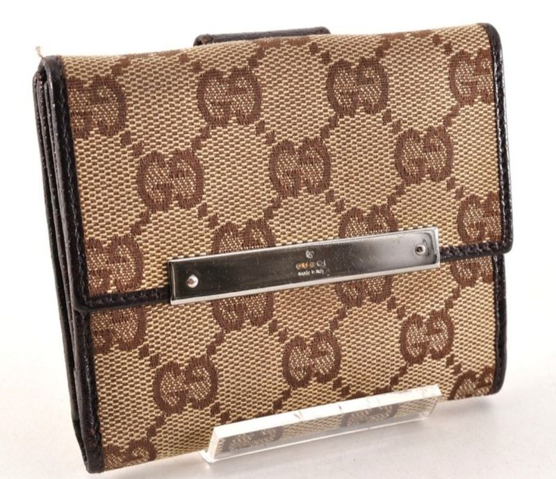 Gucci supreme  Bifold wallet Beige