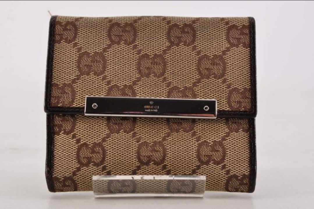 Gucci supreme  Bifold wallet Beige