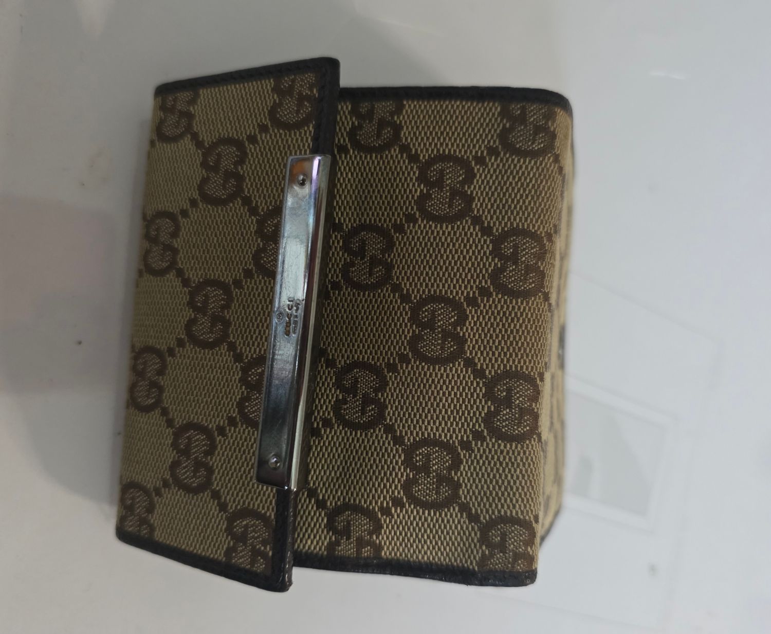 Gucci supreme  Bifold wallet Beige