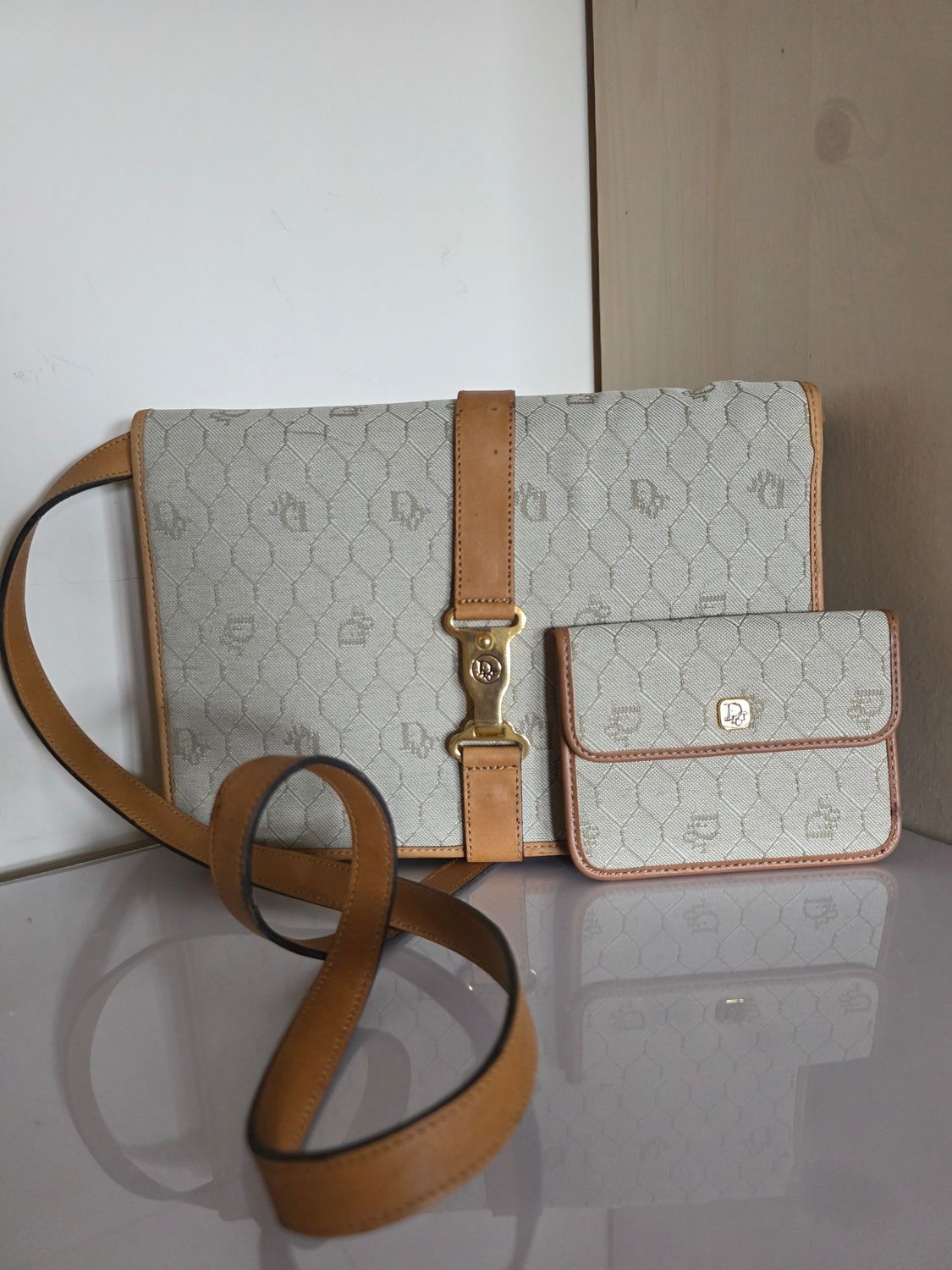 Christian Dior crossbody bi compartment Beige