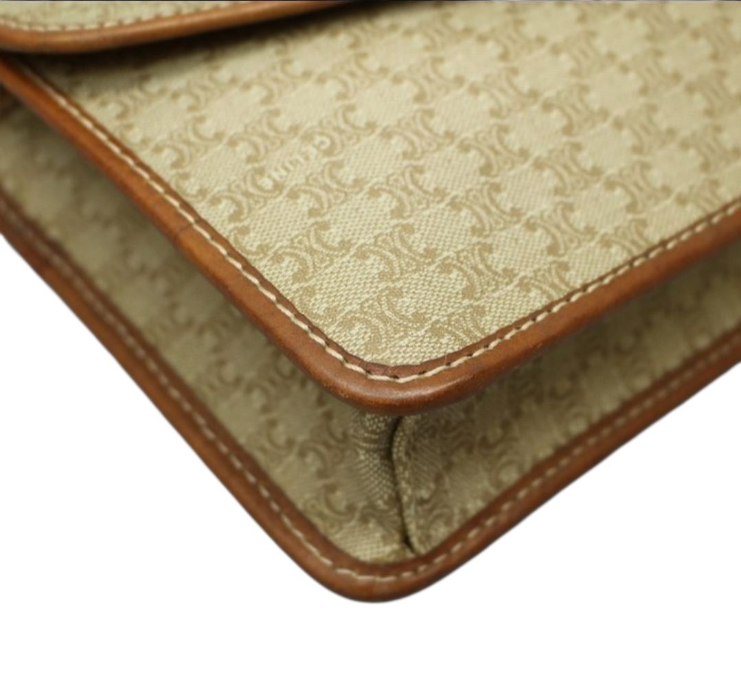 Vintage Celine Triomphe clutch bag  Beige/camel