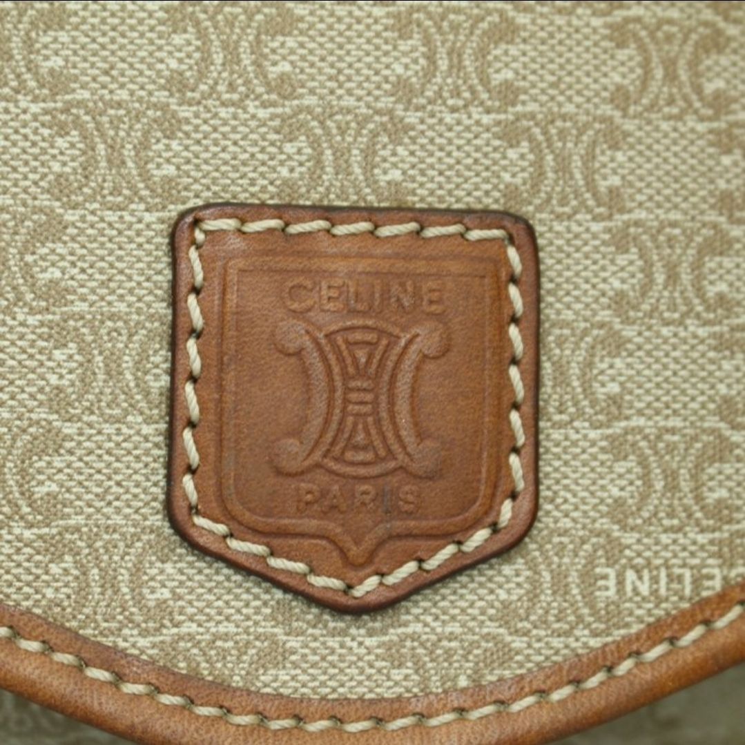 Vintage Celine Triomphe clutch bag  Beige/camel