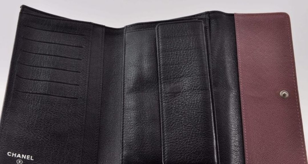Chanel bifold wallet Bordeaux 