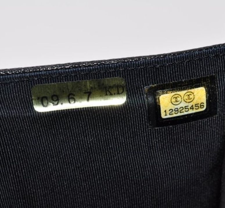 Chanel bifold wallet Bordeaux 