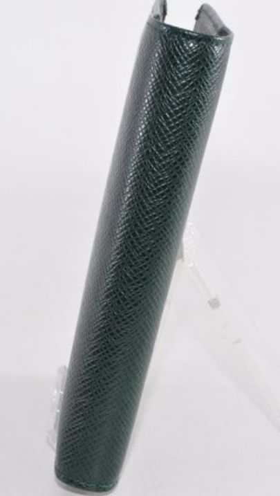 Louis Vuitton Agenda green Tiaga leather 