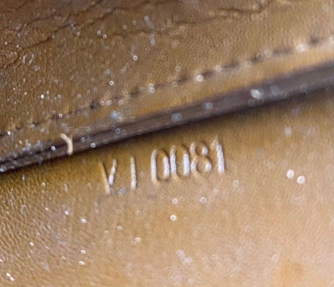 Louis Vuitton Bronze Monogram Vernis Lexington Accessoires Pochette Bag