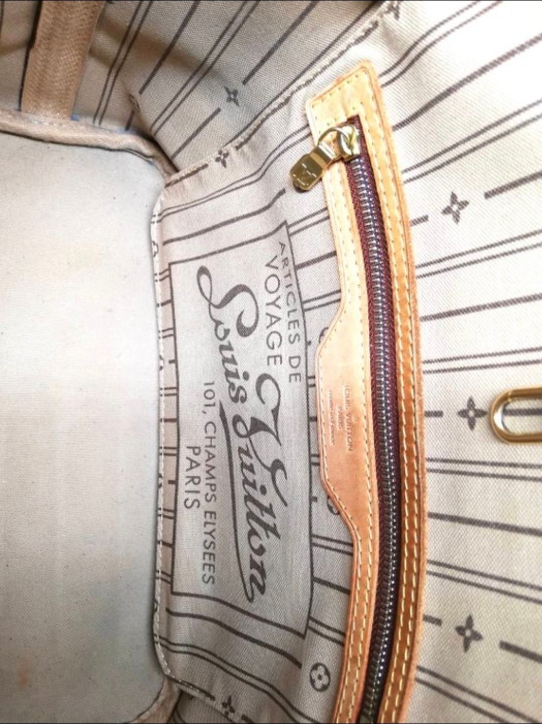 Louis Vuitton Neverfull PM monogram 