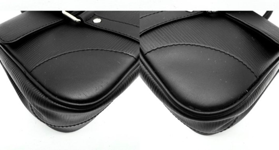 Louis Vuitton Segur bag  black epi leather 