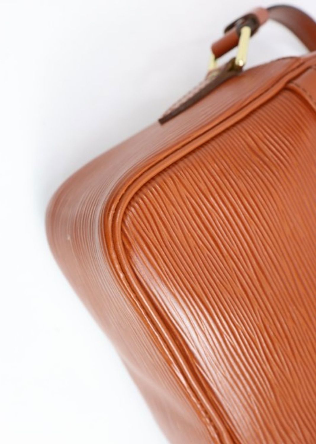 Louis Vuitton Epi Fawn Trocadero  Shoulder/ Crossbody Bag 