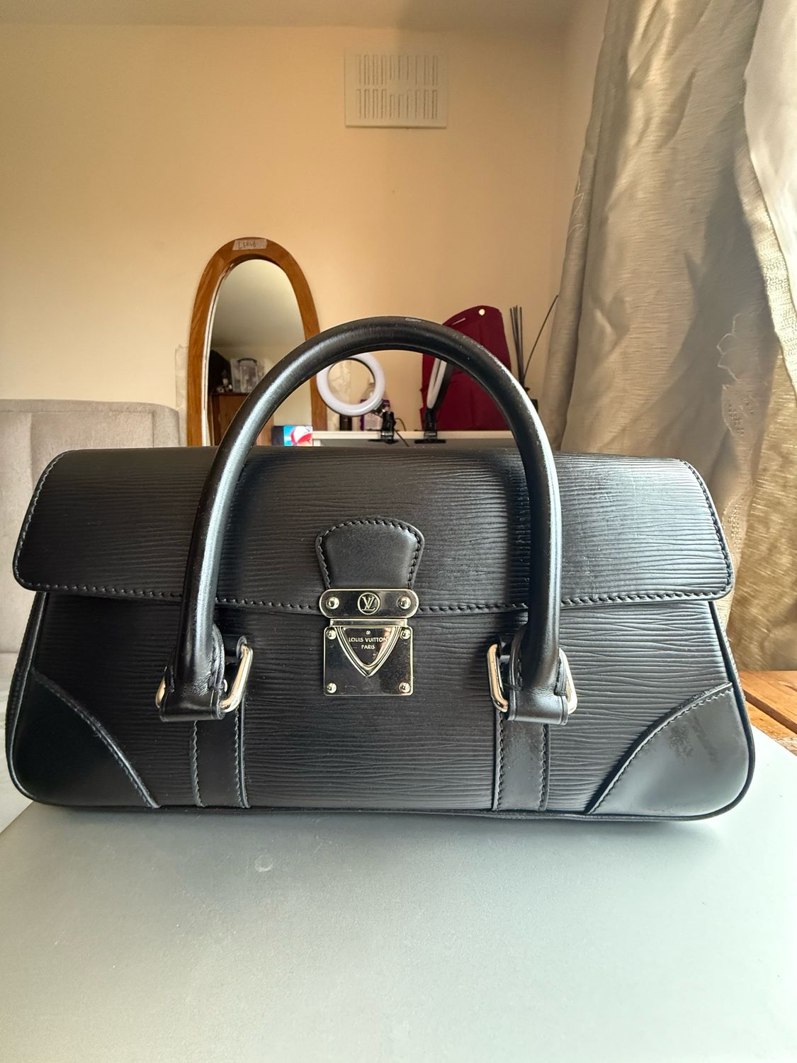 Louis Vuitton Segur bag  black epi leather 