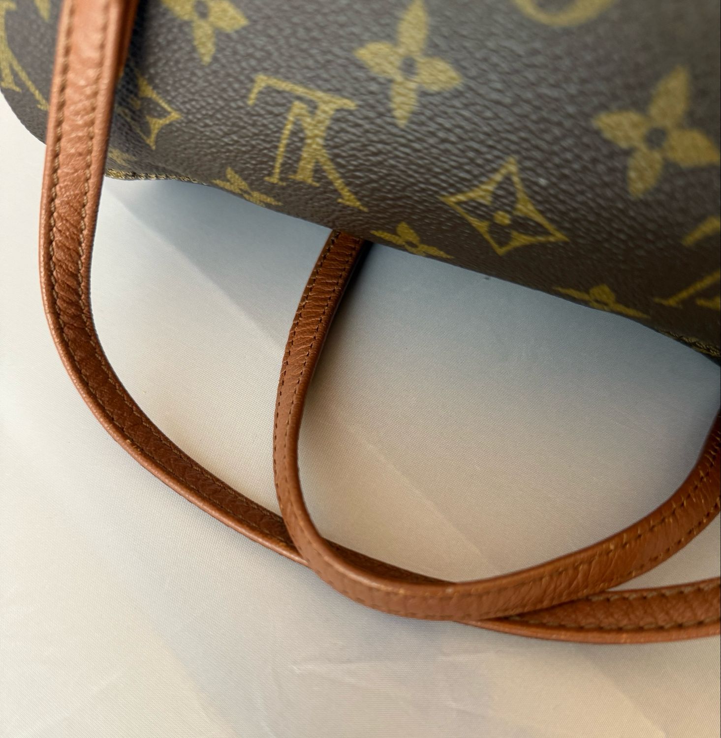 Louis Vuitton Papilon 25 bag brown Monogram leather